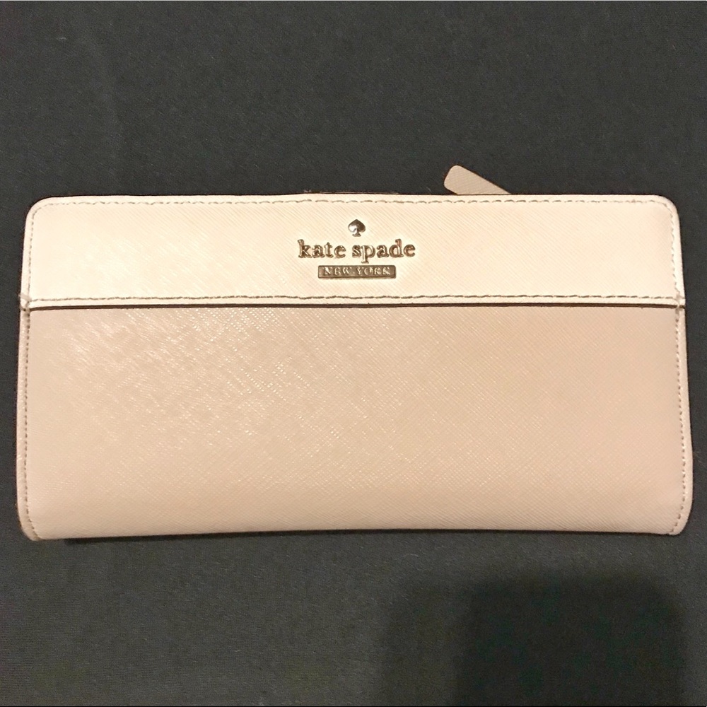 Kate Spade Wallet ♠️